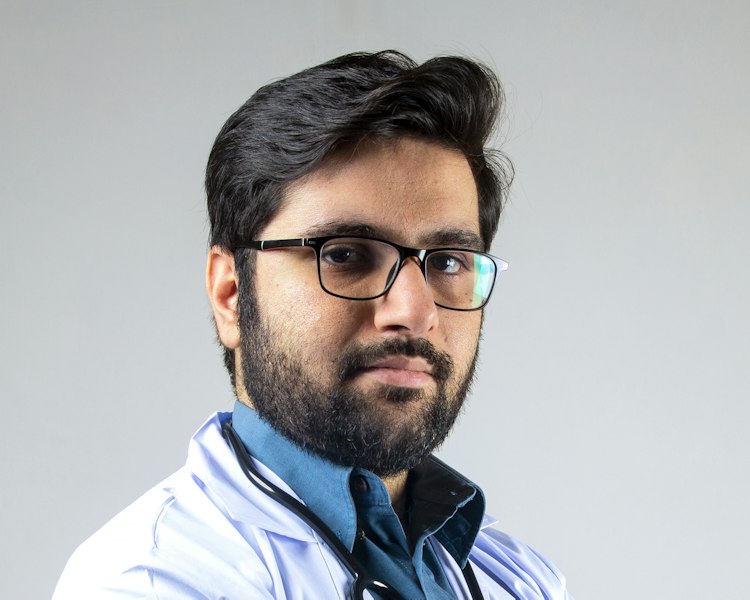 Portrait of Dr Arjun Mehta, BDS PGCert